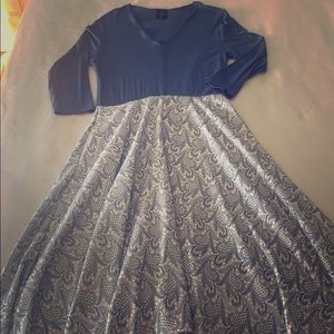 Agnes and Dora midi dress